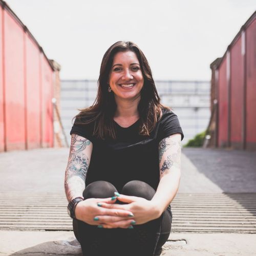 Speaker profile image for Hannah Cox